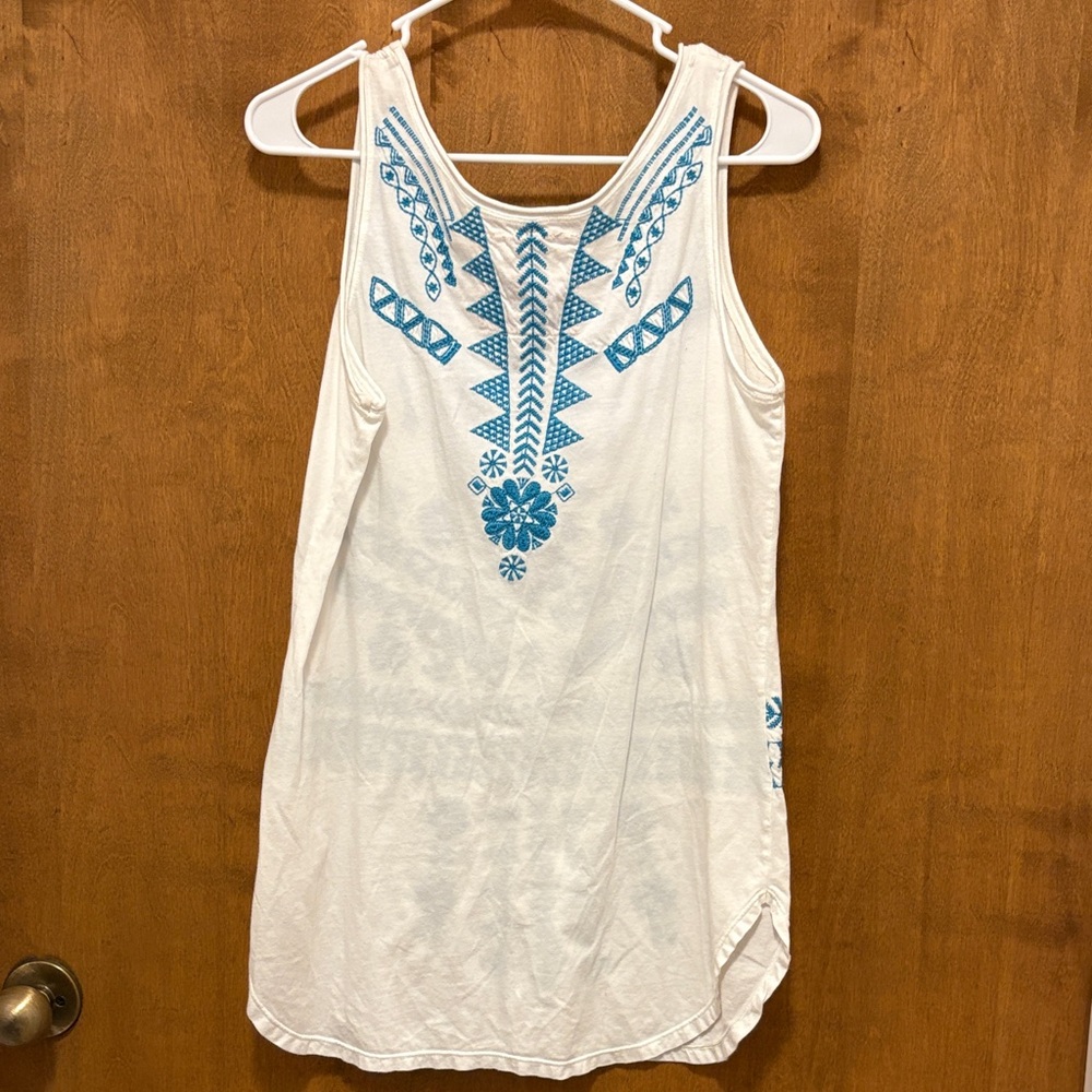276. Johnny Was Embroidered White and Blue Tank Top - Picture 2 of 2